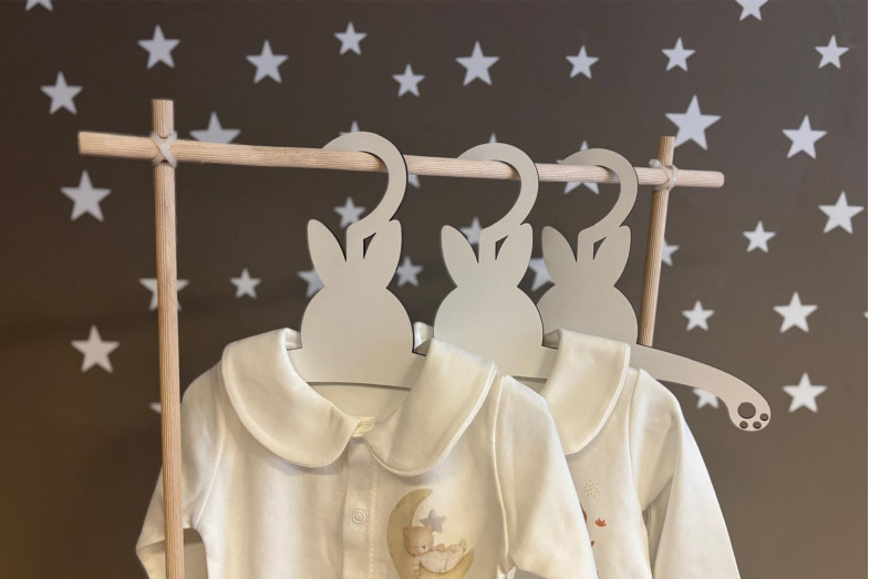 Ahşap 6'lı Tavşan Elbise Askısı