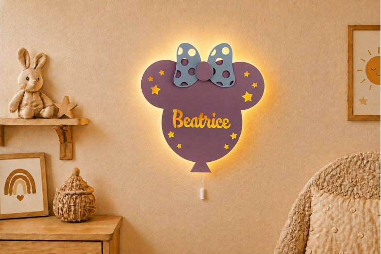 El Boyaması Ahşap Minnie Mouse Lamba