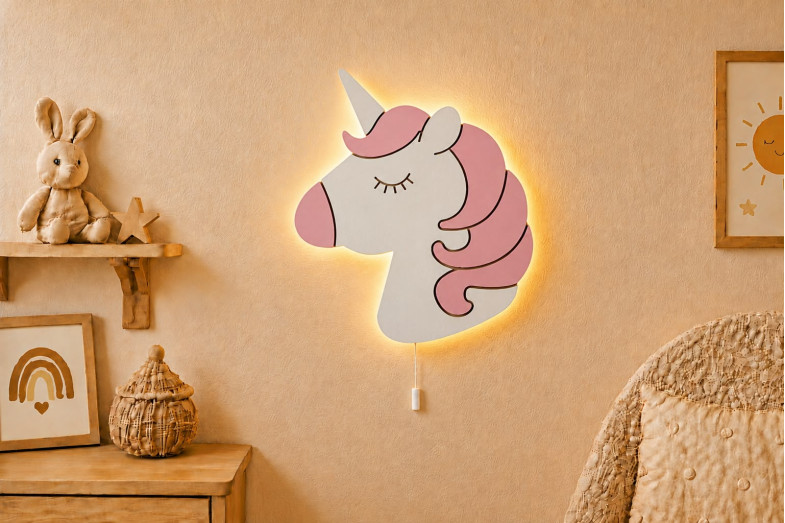 El Boyaması Ahşap Unicorn Baş Lamba El Boyaması Ahşap Unicorn Baş Lamba